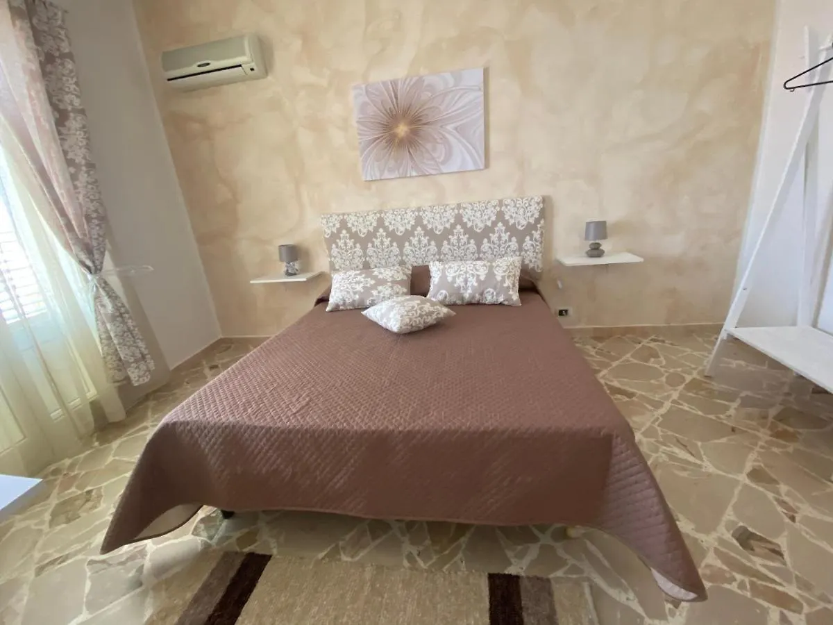 Bed and Breakfast Il terrazzo dei templi Marinella di Selinunte 0*,  Italia