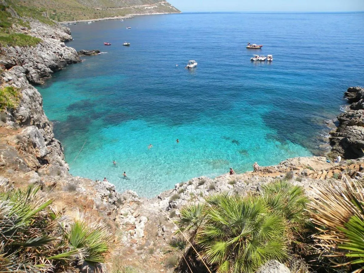 Il Terrazzo Dei Templi Acomodação com café da manhã Marinella di Selinunte 0*,  Itália